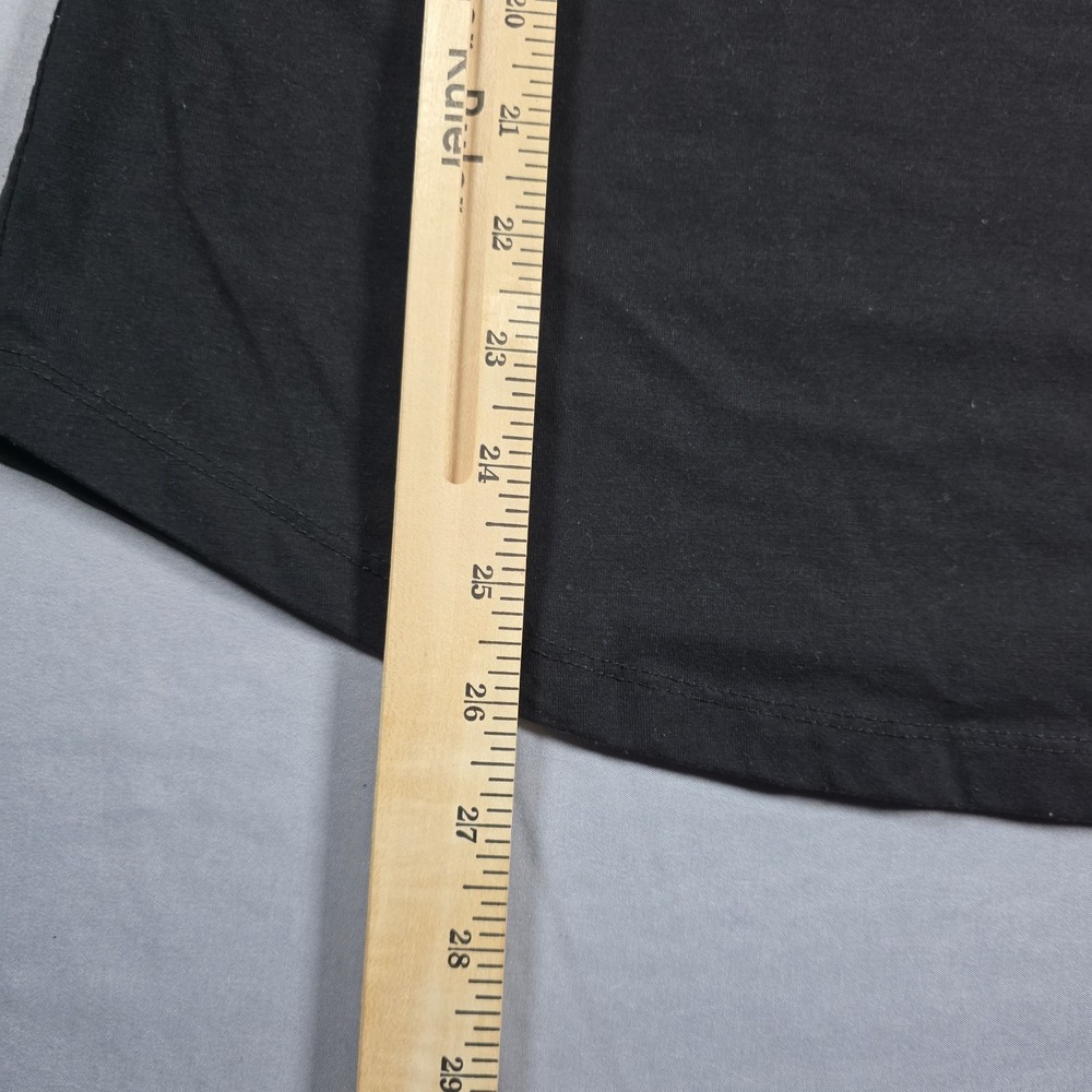 Cuts Men's AO Curve-Hem Tee, Black, size Small NWT - Picture 10 of 11